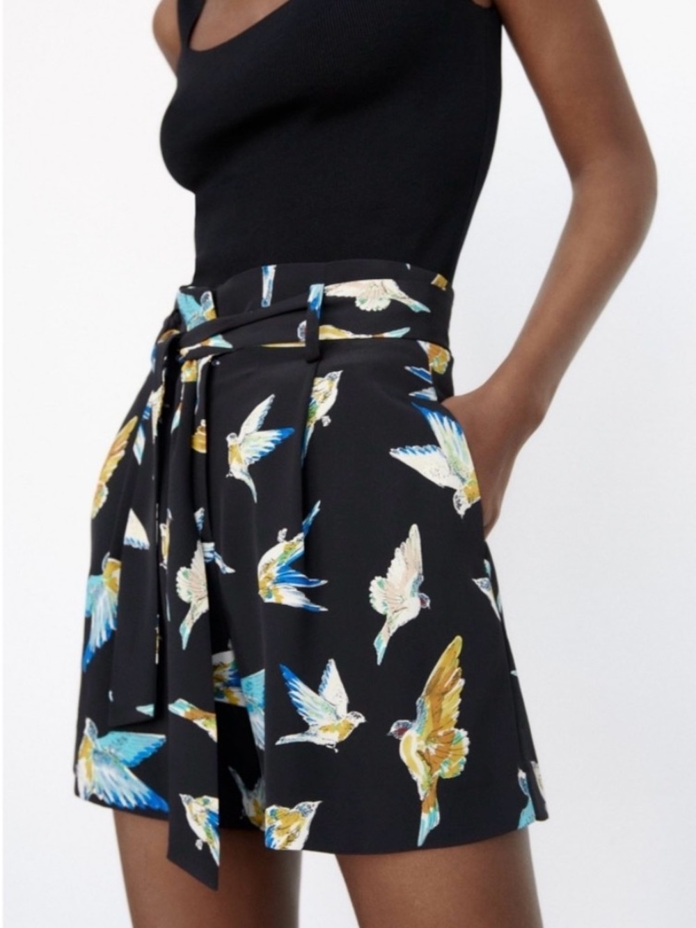Zara Black High-Waist Shorts with Multicolor Bird Print